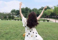 女生背影唯美图片,邂逅那抹婉约的背影之美